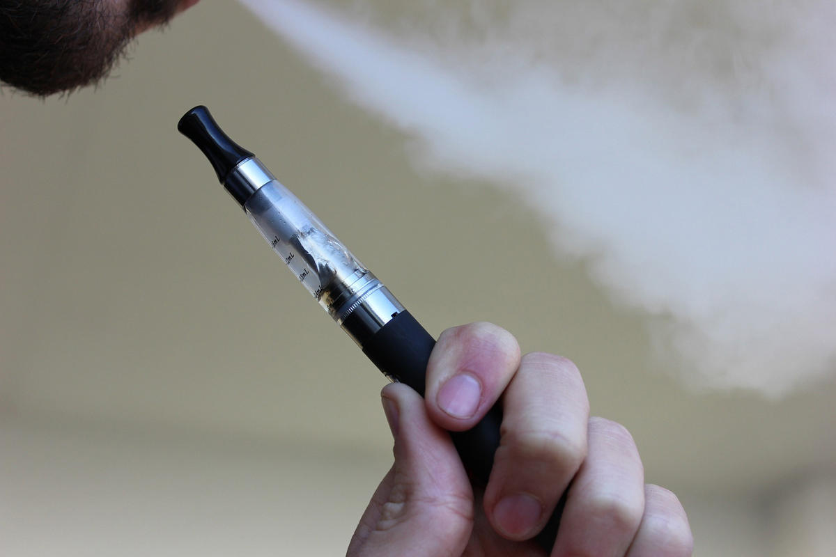 e-cig close-up