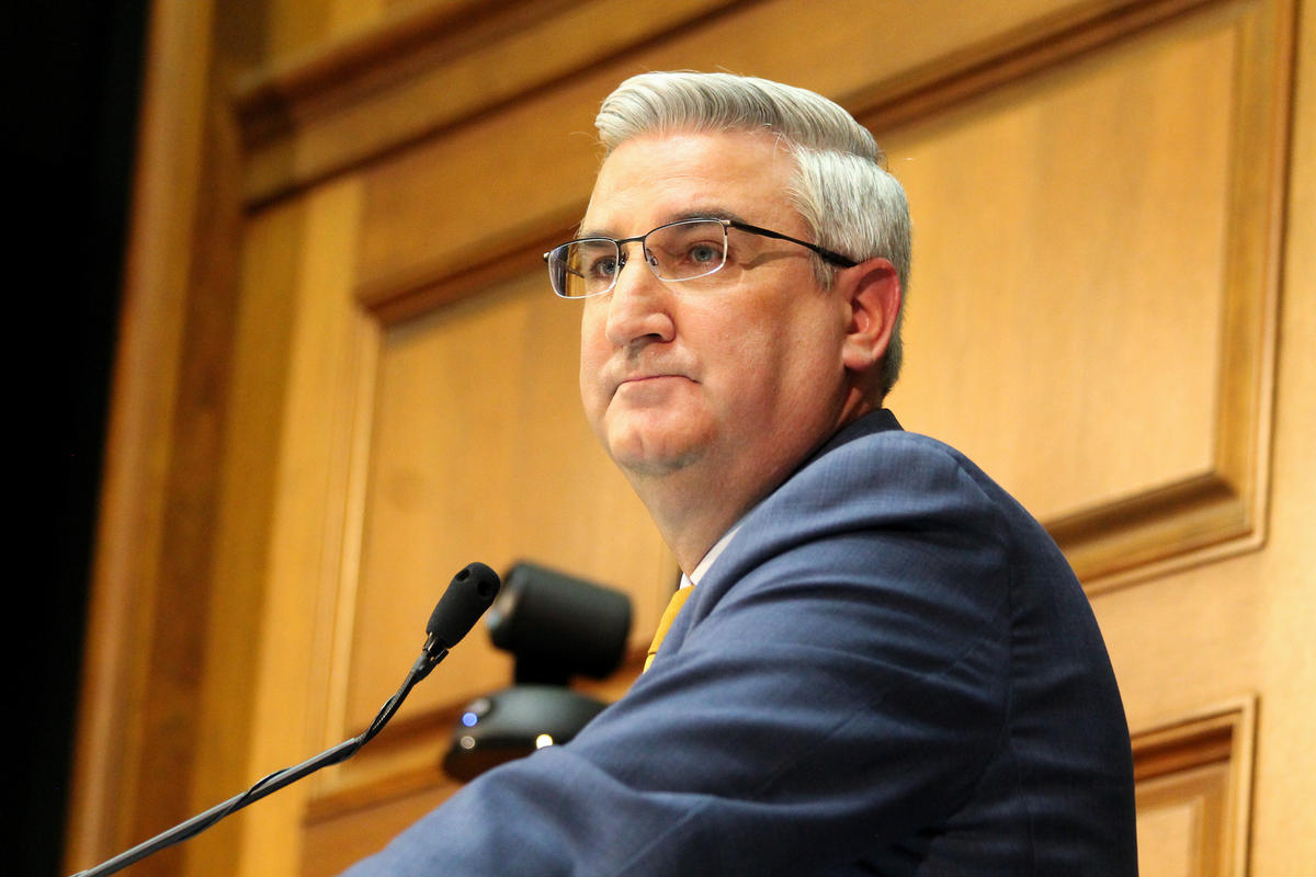 A picture of Governor Holcomb 