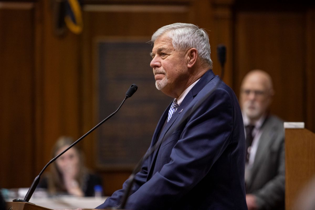 Bob Cherry speaking in the house chamber on March 8, 2022.