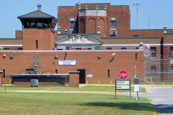 Entrance to FCI Terre Haute