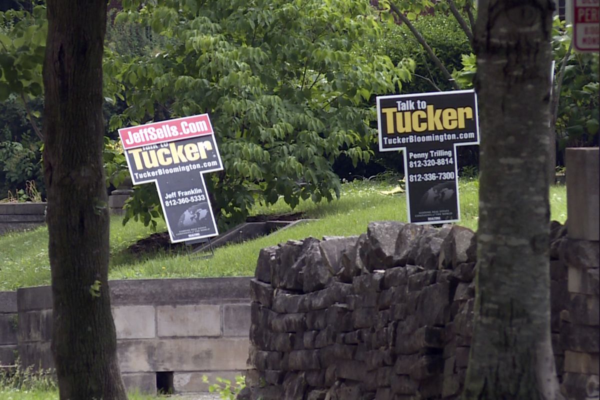 For sale signs housing
