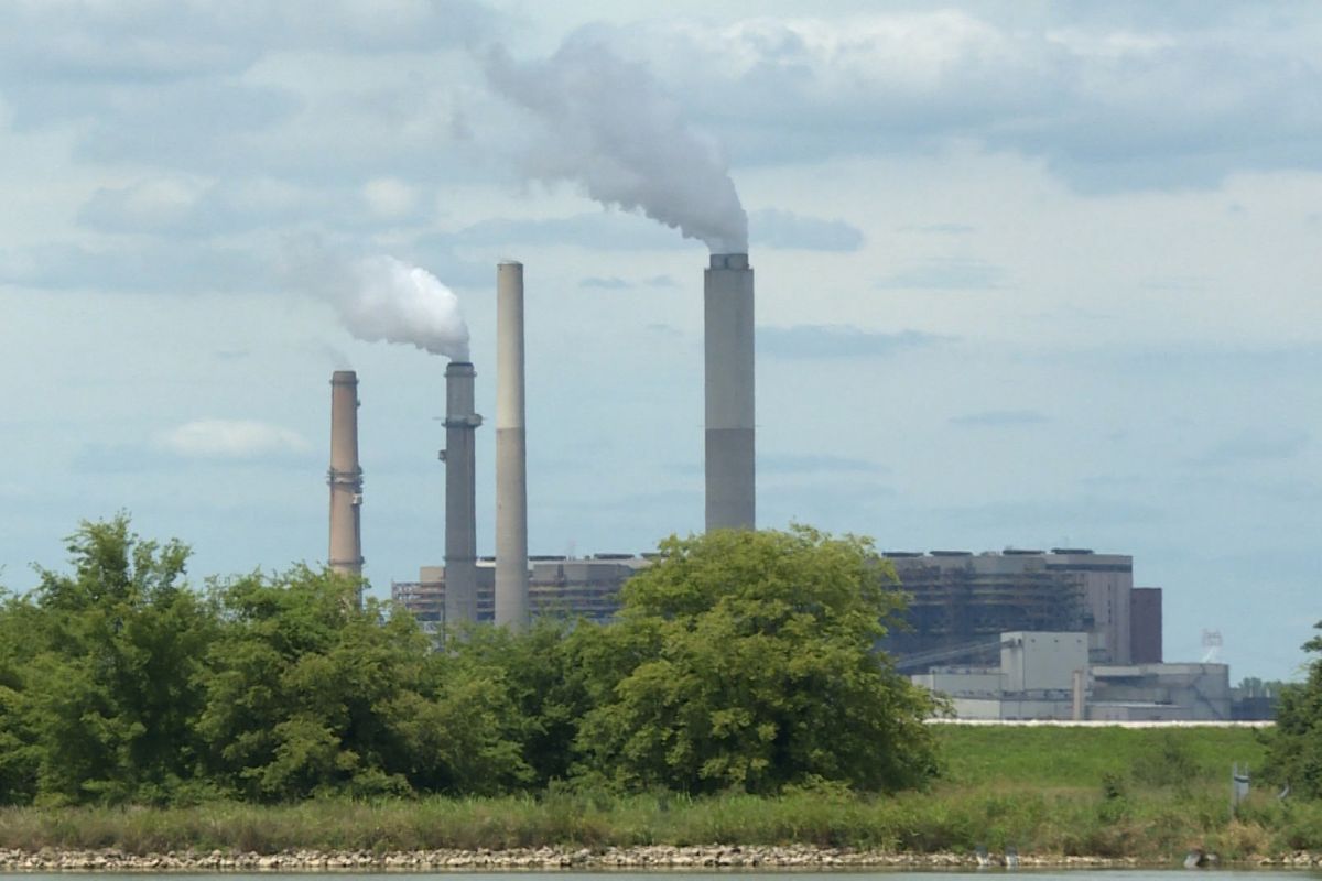 Duke Energy's Gibson coal plant is one of the few coal plants in Indiana that isn't expected to fully retire by 2028. Coal plant closures have been driving down greenhouse gas emissions in Indiana.