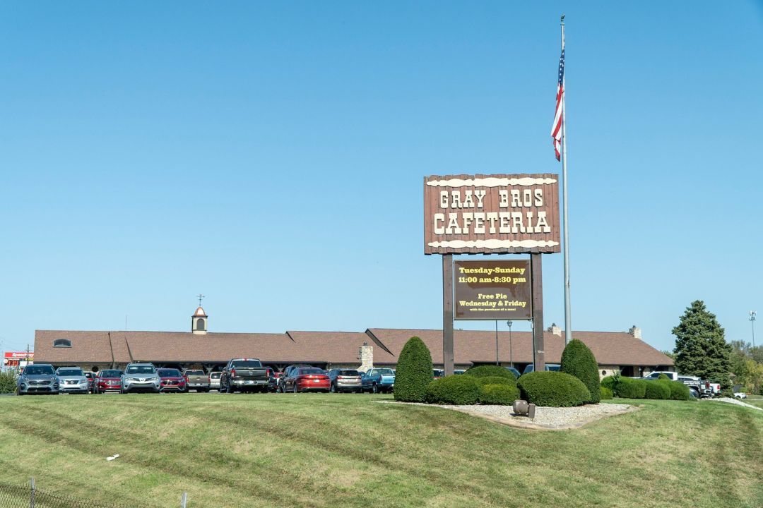 The Mooresville’s Gray Brothers Cafeteria is closing after Sunday. 