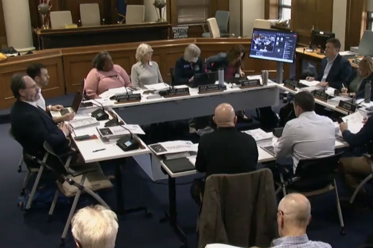 County Council and County Commissioners meet to hear predesign plan for jail