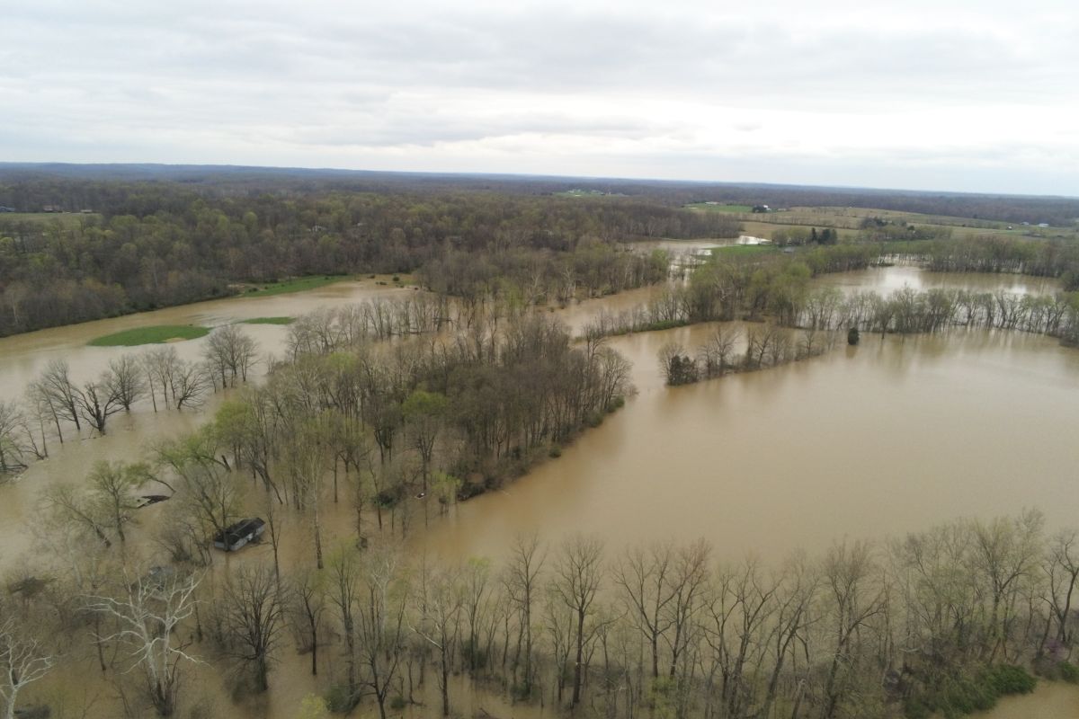 The water rescue team searched this area to find the man. 