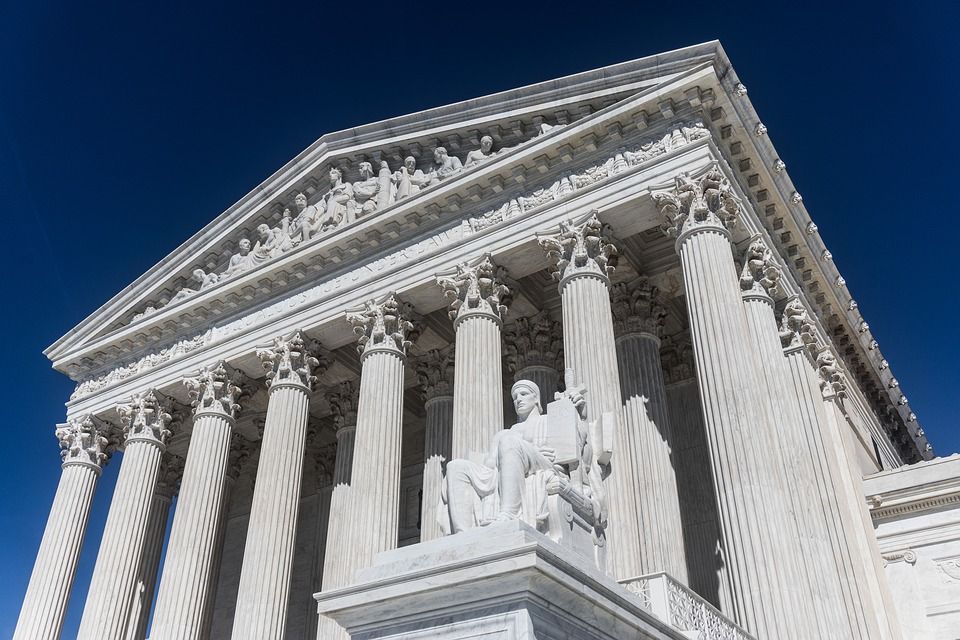 us-supreme-court-building-2225766_960_720.jpg