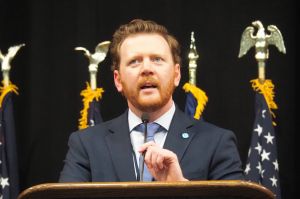 Bloomington Mayor Kerry Thomson